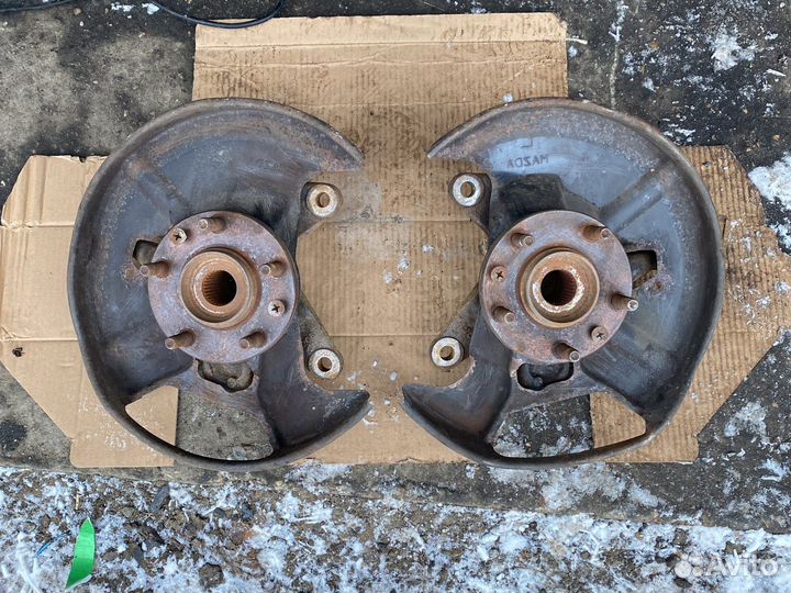 Кулак поворотный Мазда сх-7