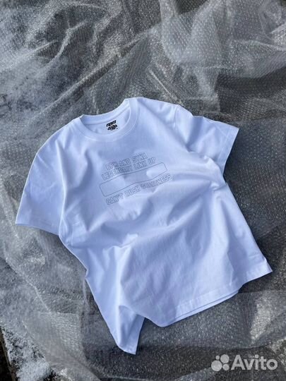 Футболка Syna World