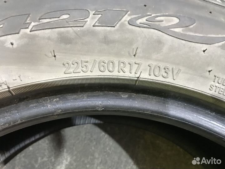 Nitto NT421A 225/60 R17