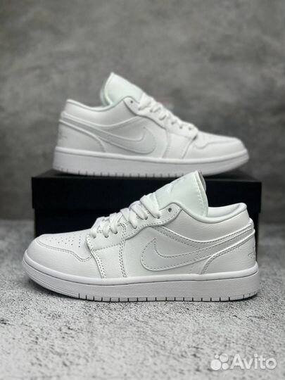 Кроссовки Nike Air Jordan 1 white низкие