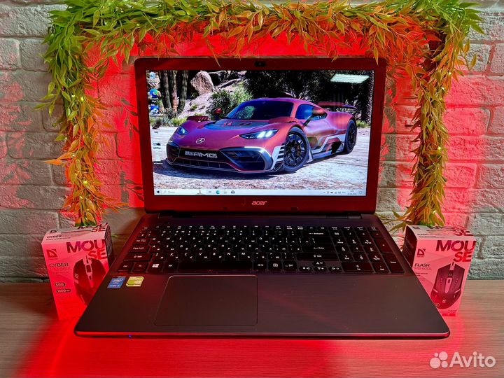 Игровой ноутбук Acer i5/12GB/SSD/256GB/2видеокарты