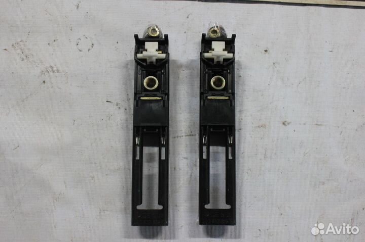 Крепление ремня безопасности VAG