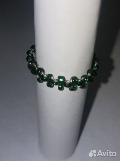 Колечки и изделия из бисера