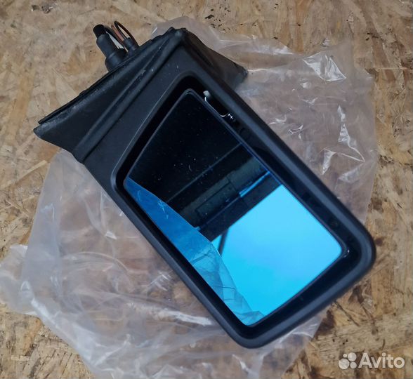 Левое зеркало к мерседесу W124