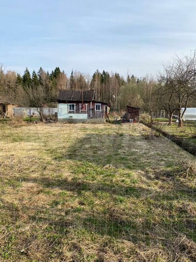 Дом 20 м² на участке 7,2 сот.