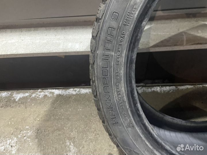 Nokian Tyres Hakkapeliitta 9 235/45 R18