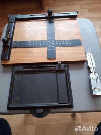 Кадрирующие рамки и пинцет для фотопечати