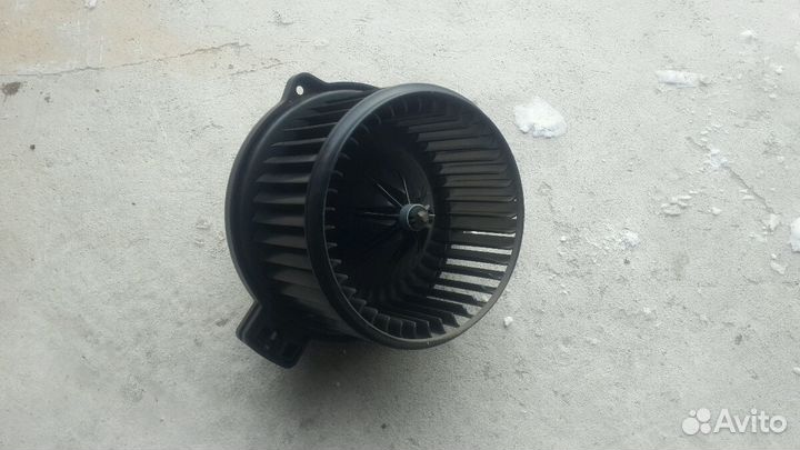 Kia Rio 3 Hyundai Solaris вентилятор отопителя
