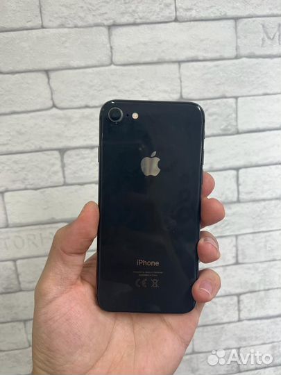 Телефон iPhone 8 64 gb