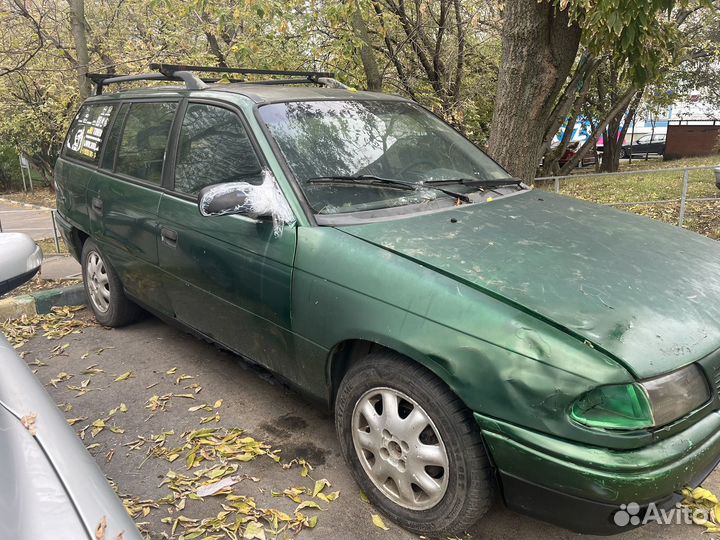 Opel Astra 1.6 МТ, 1997, 150 000 км