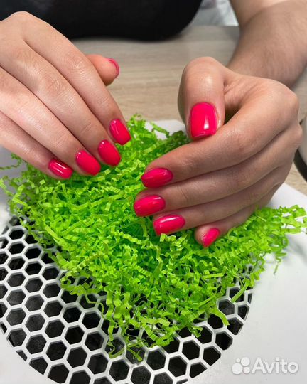 Маникюр, гель-лак