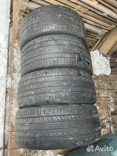 Continental AllSeasonContact 255/40 R20 и 285/35 R20 22R