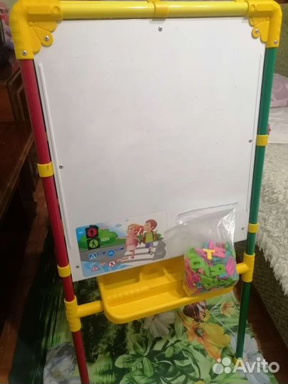 Магнитно меловая доска