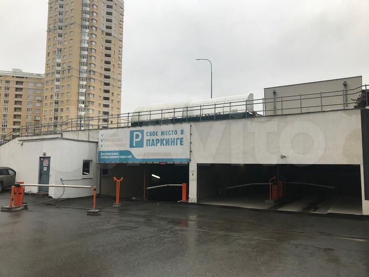 Машиноместо, 13 м²