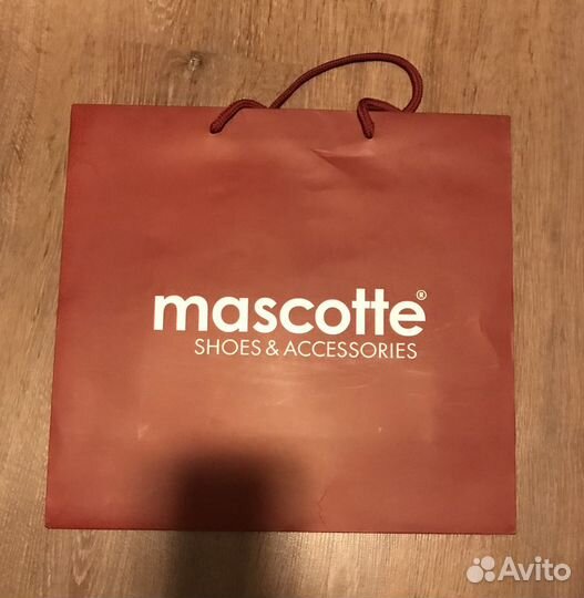 Фирменные бумажные пакеты. Разные. Оригинал