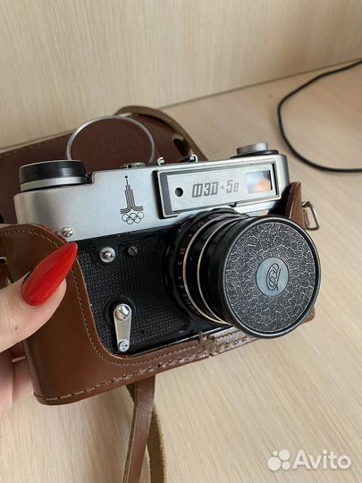 Плёночный фотоаппарат фэд-5, zenit E, зоркий