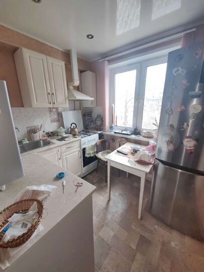 3-к. квартира, 56 м², 1/5 эт.