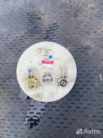 Топливный насос Toyota Crown S200 GWS204