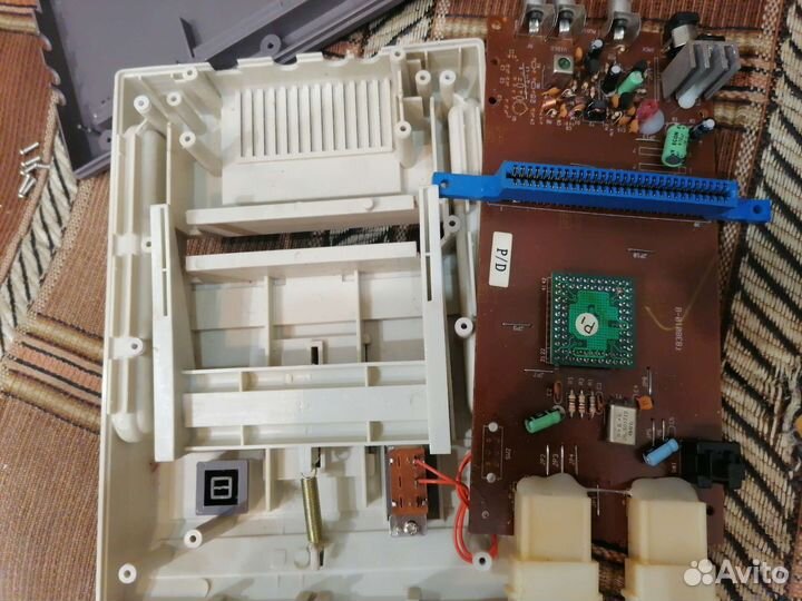 Игровая приставка dendy junior 95года