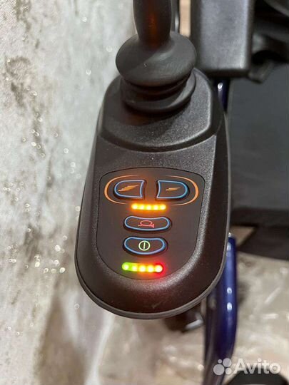 Инвалидная коляска с электроприводом