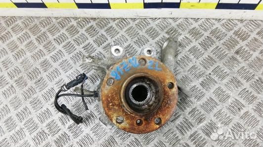 Ступица задняя левая BMW 5 F10/F11 (81Z12MH01)