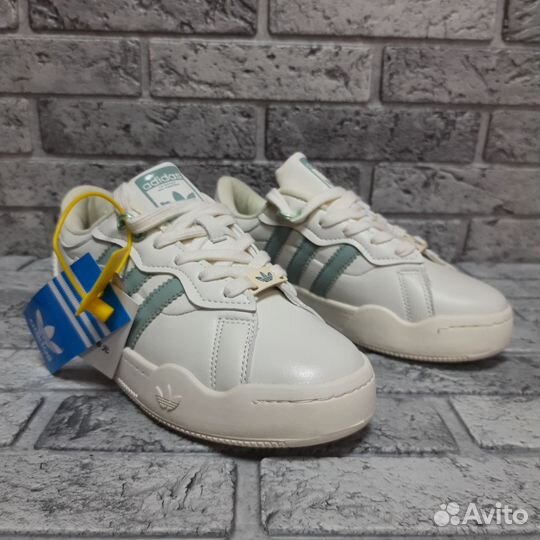 Кроссовки женские Adidas Rey Galle