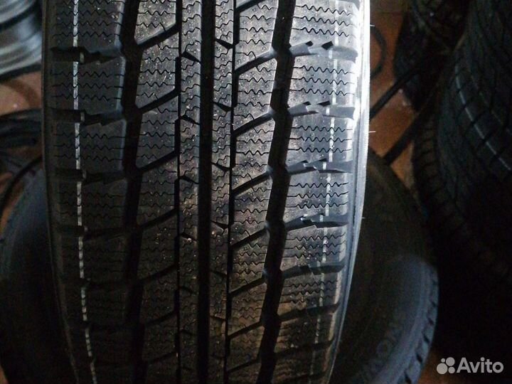 Triangle LL01 215/75 R16 113N