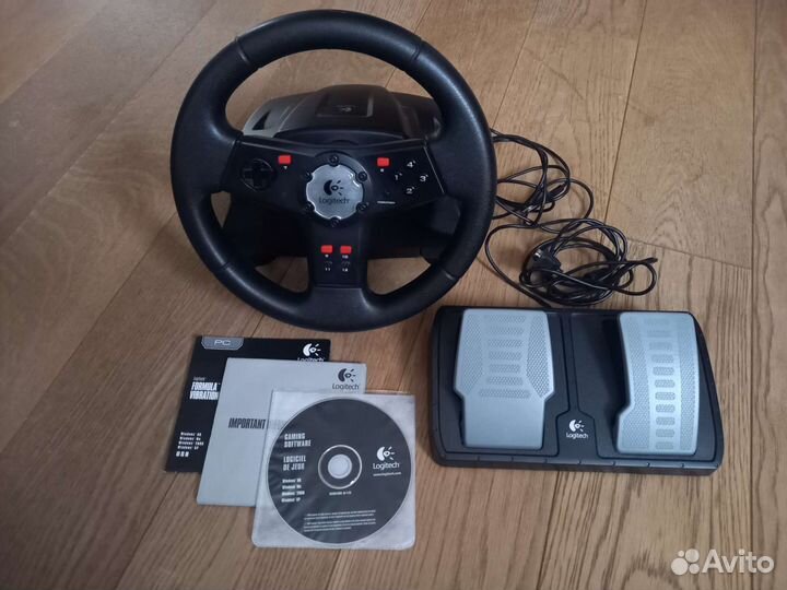 Руль с педалями Logitech Formula Vibration
