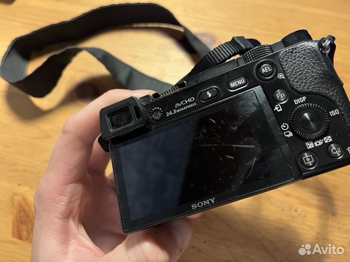 Фотоаппарат Sony A6000 kit б/у пробег 3200