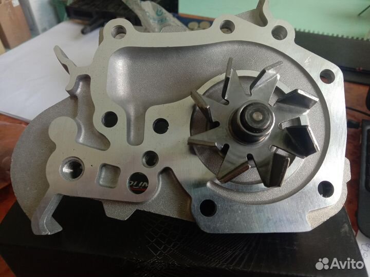 Помпа renault logan