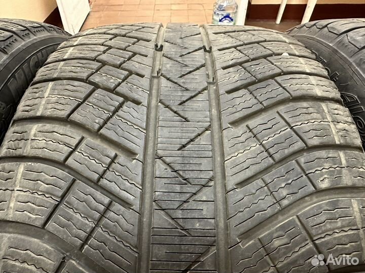 Michelin Pilot Alpin 4 275/40 R20 и 315/35 R20 110V