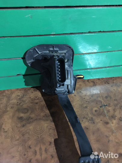 Педаль газа Ford transit 7