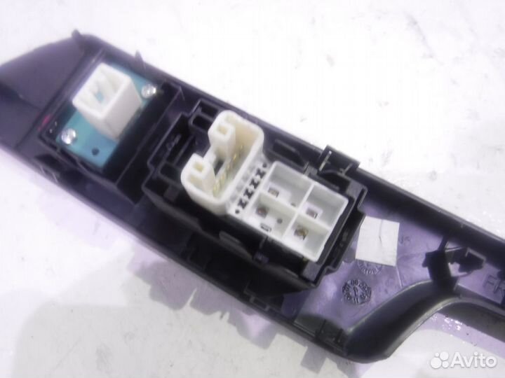 Блок кнопок Понтиак Vibe 2