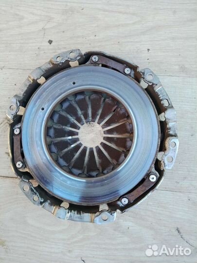 Сцепление Toyota Corolla Auris