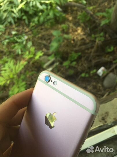 Телефон iPhone 6s