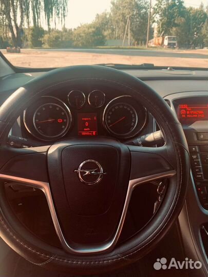 Opel Astra 1.6 МТ, 2014, 134 500 км