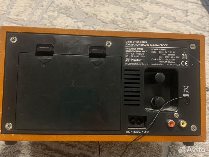 Радиоприемник radio alarm clock s.o.s.l collection