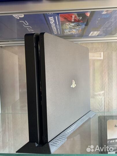 PlayStation 4 slim 500 Gb