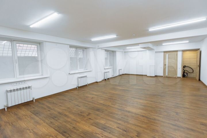 Офис, 140 м²
