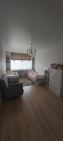2-к. квартира, 70 м², 3/9 эт.