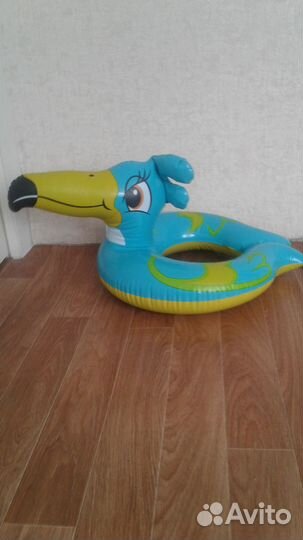 Надувной круг тукан