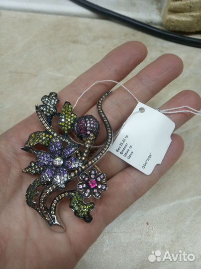 Женские украшения
