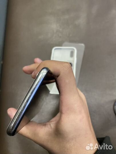 iPhone X, 64 ГБ