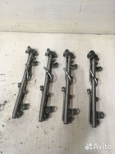 Рейка топливная рампа Фольксваген пассат Б5 AHL