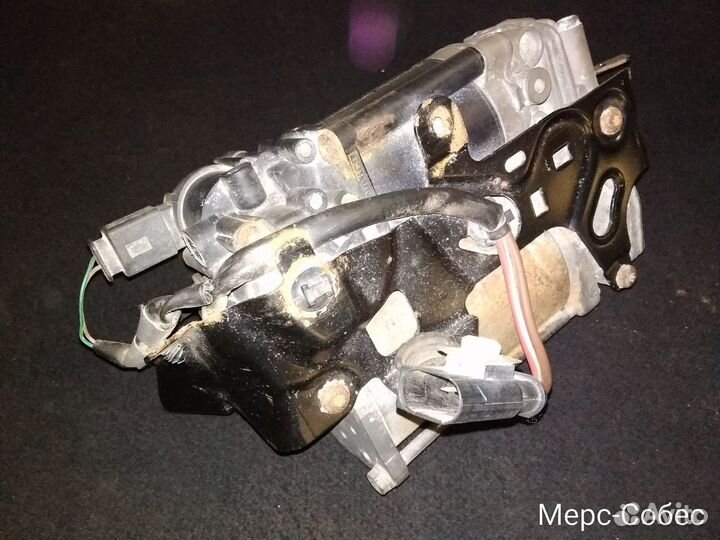 Компрессор пневмоподвески Mercedes W212 W218