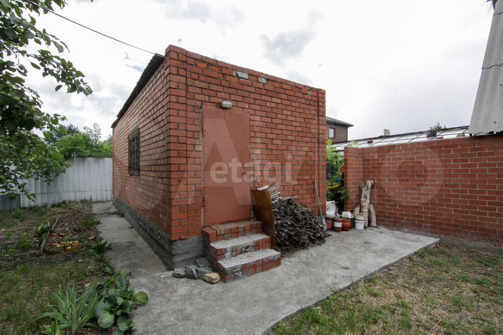Дом 227,5 м² на участке 7 сот.