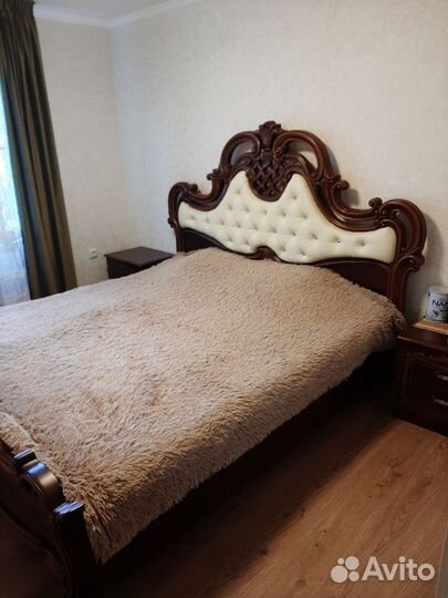 Спальный гарнитур бу