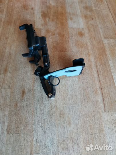 Держатель для телефона с зажимом