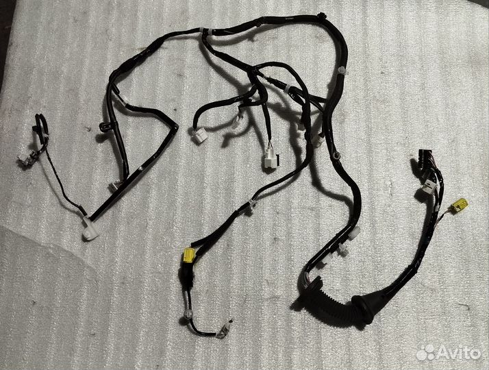 Проводка двери передней, правая Lexus NX 300H 2020