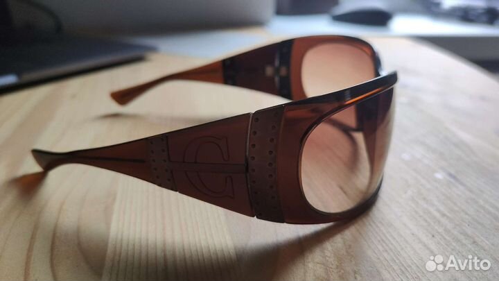 Очки carolina herrera